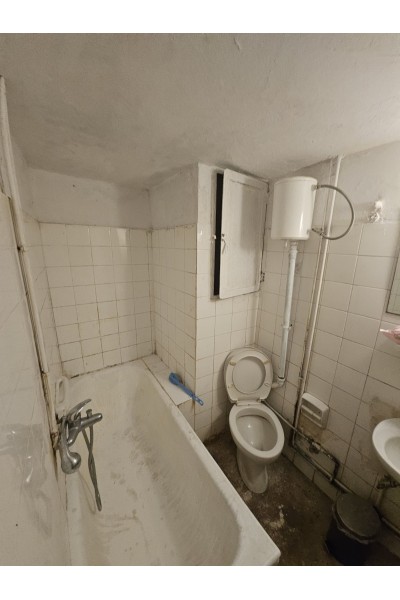 Καλλίπολη ημιυπόγειο 45τμ διαμπερές