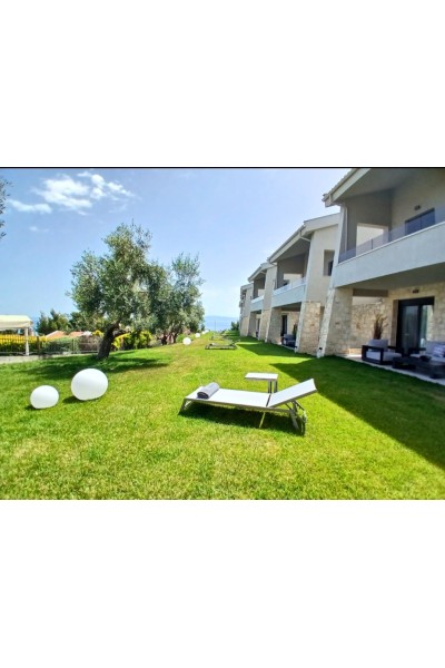 Villas and Suites luxury Κασανδρα Χαλκιδικης Προς Πωληση