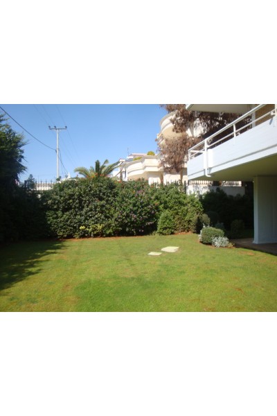 Μονοκατοικία επιφανείας 597m², σε οικόπεδο 647m²