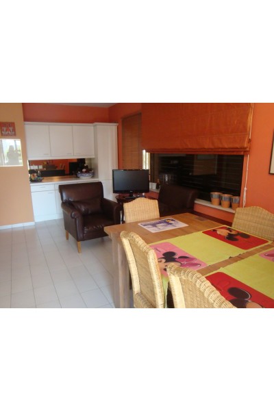 Μονοκατοικία επιφανείας 597m², σε οικόπεδο 647m²