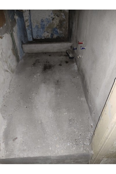 Πολυκατοικία 713 m² πλησίον Αποβάθρας Σταθμού Θεσσαλονίκης.