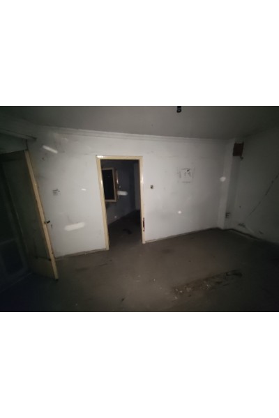 Πολυκατοικία 713 m² πλησίον Αποβάθρας Σταθμού Θεσσαλονίκης.