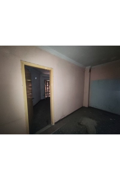 Πολυκατοικία 713 m² πλησίον Αποβάθρας Σταθμού Θεσσαλονίκης.