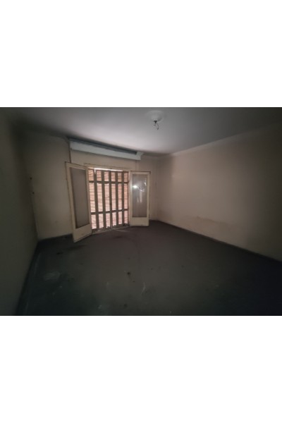 Πολυκατοικία 713 m² πλησίον Αποβάθρας Σταθμού Θεσσαλονίκης.