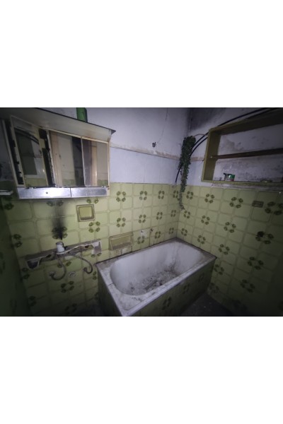 Πολυκατοικία 713 m² πλησίον Αποβάθρας Σταθμού Θεσσαλονίκης.