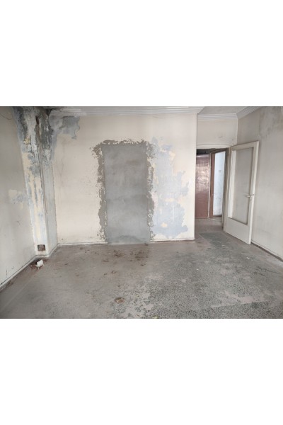 Πολυκατοικία 713 m² πλησίον Αποβάθρας Σταθμού Θεσσαλονίκης.