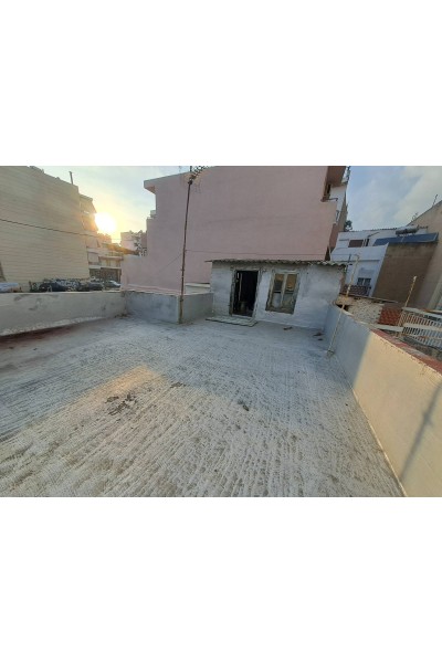 Μονοκατοικία 80m² στη Νίκαια