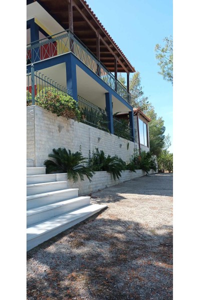 3όροφη Κατοικία στη θέση Ξένος - Σαλαμίνα 160m² 250.000