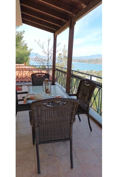 3όροφη Κατοικία στη θέση Ξένος - Σαλαμίνα 160m² 250.000