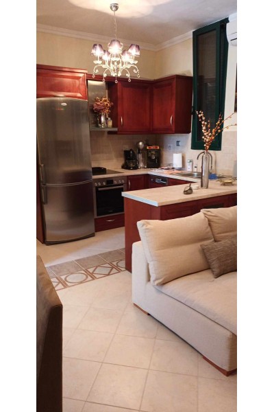 3όροφη Κατοικία στη θέση Ξένος - Σαλαμίνα 160m² 250.000