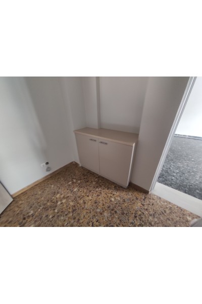 Οροφοδιαμέρισμα 90m² και δωμάτιο ταράτσας ιδιόκτητο