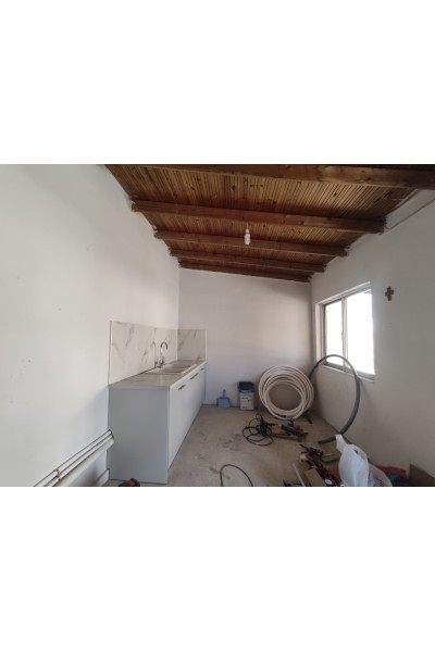 Οροφοδιαμέρισμα 90m² και δωμάτιο ταράτσας ιδιόκτητο