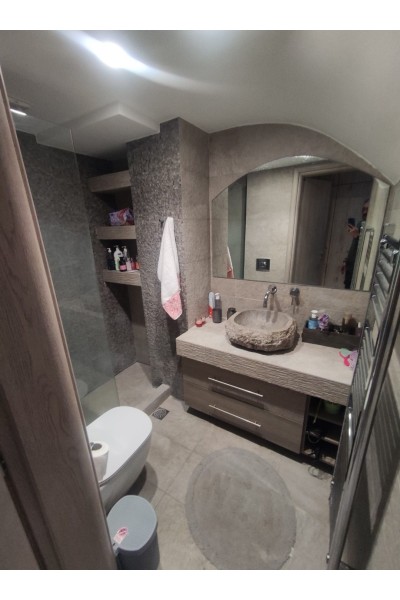 Ισόγειο διαμέρισμα 86m² Νίκαια (Μανιάτικα) Επιπλωμένο