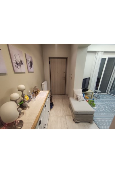 Ισόγειο διαμέρισμα 86m² Νίκαια (Μανιάτικα) Επιπλωμένο